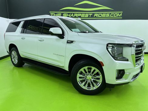Used 2023 GMC Yukon XL SLT AWD/4WD image 1