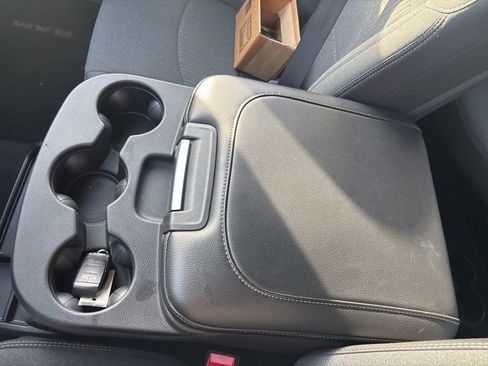 Used 2024 RAM 2500 Big Horn w/ Sport Appearance Package image 24