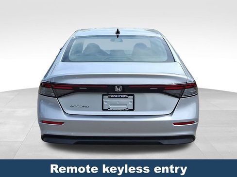 Used 2025 Honda Accord SE image 6