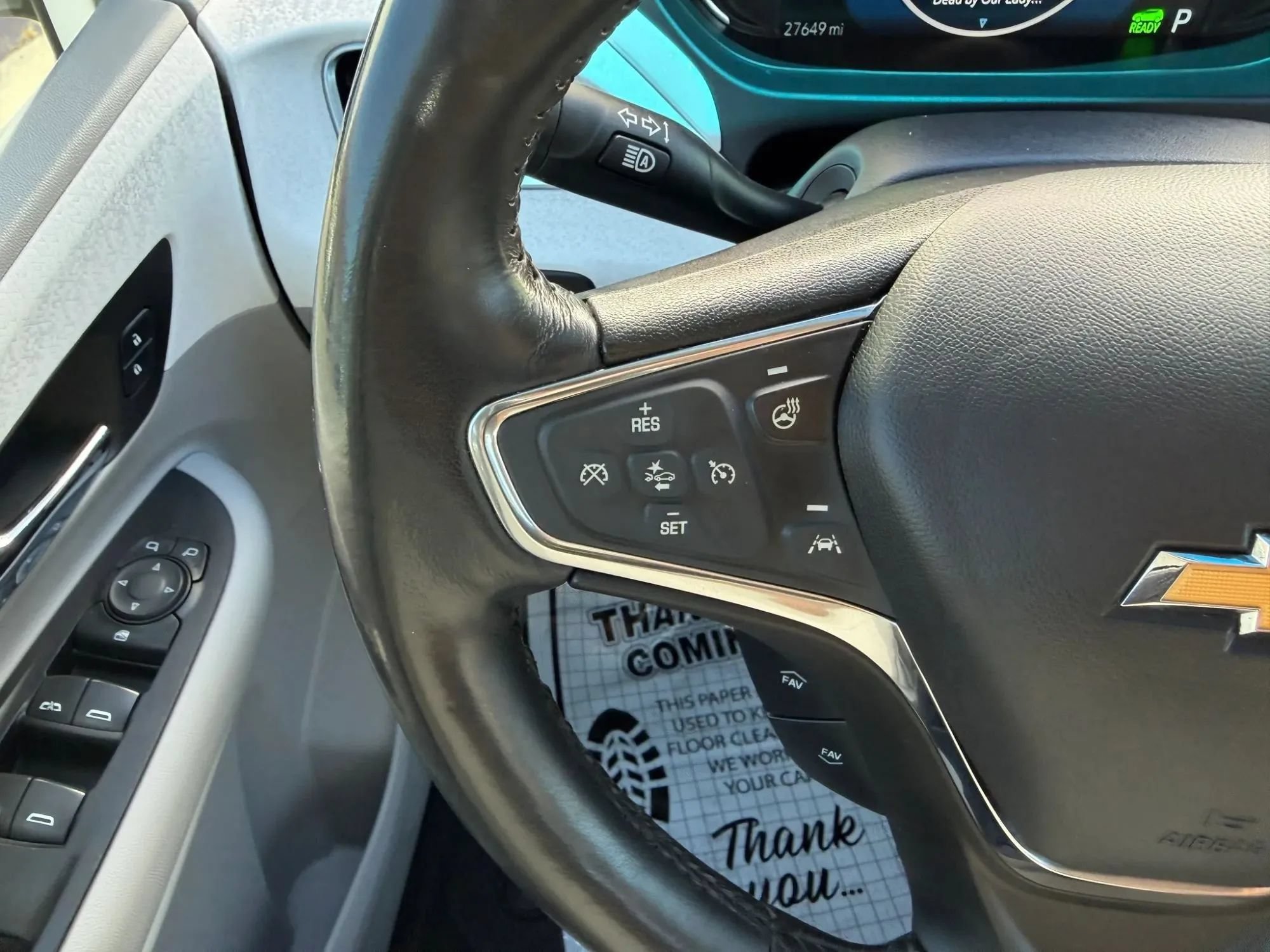 Used 2019 Chevrolet Bolt Premier w/ Infotainment Package FWD image 27