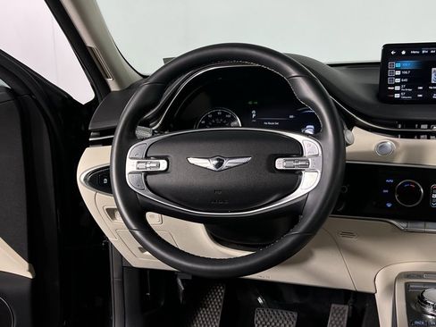 Used 2023 Genesis GV70 2.5T w/ Select Package image 20