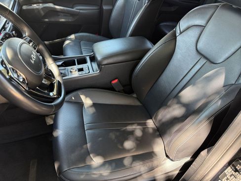Used 2024 Kia Sorento S AWD/4WD image 39