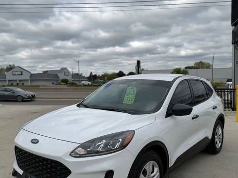 Used 2021 Ford Escape S FWD image 3