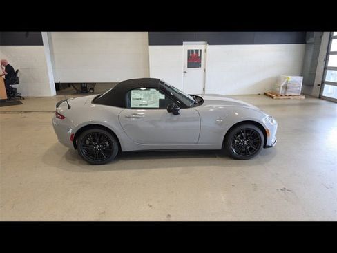 New 2025 MAZDA MX-5 Miata Club image 29
