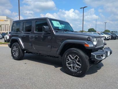 New 2026 Jeep Wrangler Unlimited Sahara w/ Technology Group