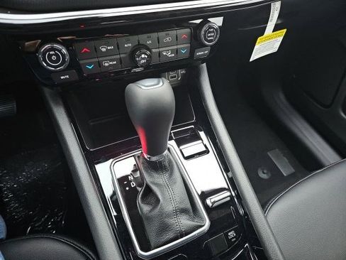 New 2026 Jeep Compass Limited AWD/4WD image 24