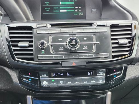 Used 2016 Honda Accord Sport image 20