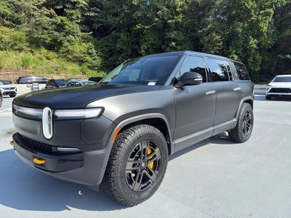 Used 2025 Rivian R1S Premium