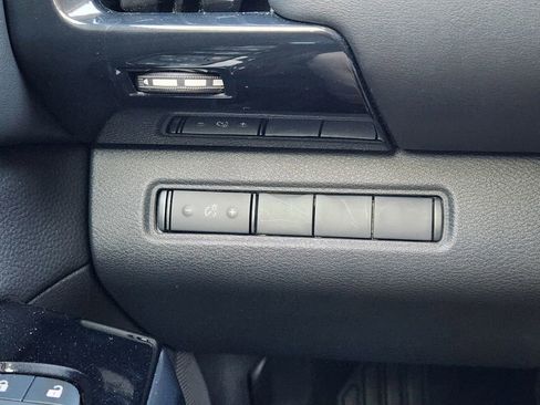 Used 2022 Nissan Pathfinder S w/ Cargo Package image 22