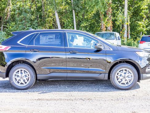New 2024 Ford Edge SEL w/ Convenience Package image 9