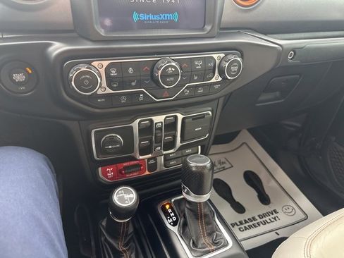 Used 2021 Jeep Gladiator Mojave image 36