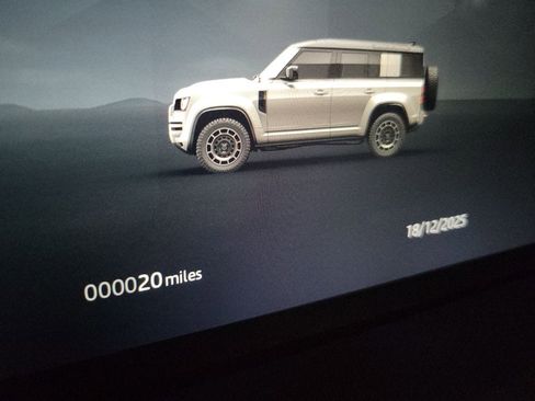 New 2026 Land Rover Defender 110 image 18