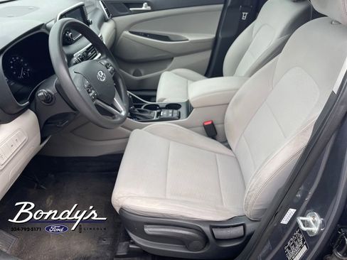 Used 2021 Hyundai Tucson SE FWD image 10