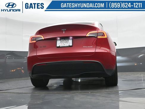 Used 2023 Tesla Model Y Long Range AWD/4WD image 34