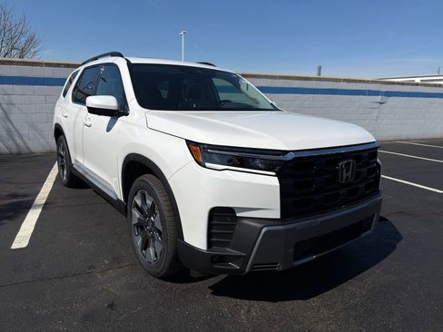 New 2026 Honda Pilot Elite image 7