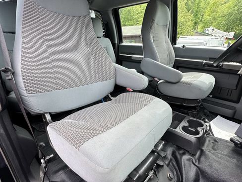 Used 2018 Ford F650 2WD Crew Cab Super Duty image 46
