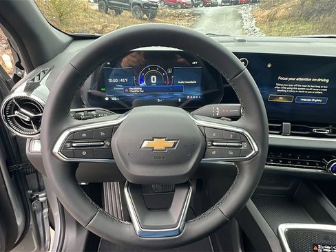 New 2026 Chevrolet Equinox LT image 19