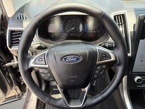 Used 2023 Ford Edge SEL w/ Sport Appearance Package AWD/4WD image 28