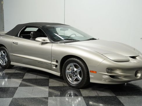 Used 1999 Pontiac Firebird Trans Am image 13