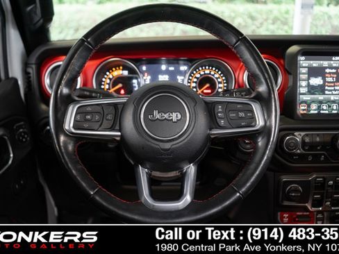 Used 2023 Jeep Wrangler Unlimited Rubicon w/ LED Lighting Group AWD/4WD image 43