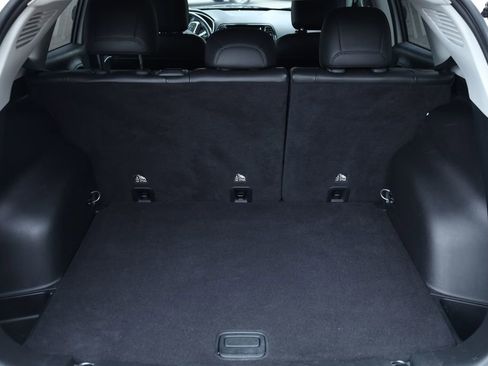 Used 2020 Jeep Compass Latitude FWD image 14