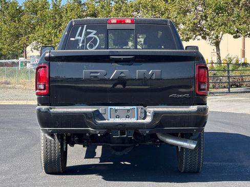 New 2026 RAM 2500 Tradesman AWD/4WD image 4