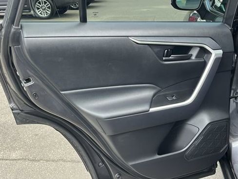 Used 2025 Toyota RAV4 LE image 20