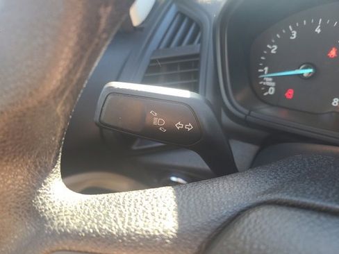 Used 2021 Ford EcoSport S image 22