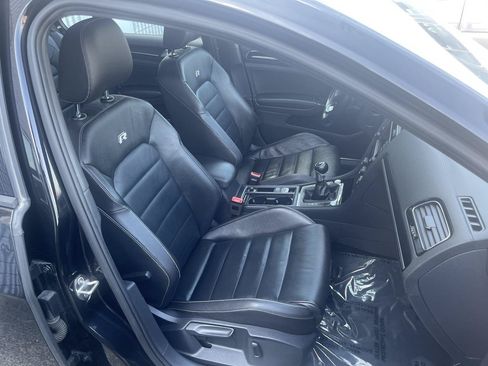 Used 2017 Volkswagen Golf R 4-Door AWD/4WD image 21
