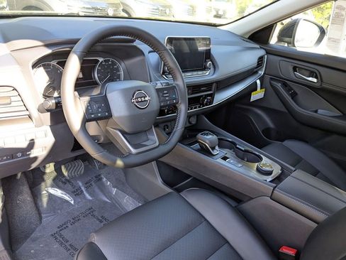 New 2026 Nissan Rogue SV image 14