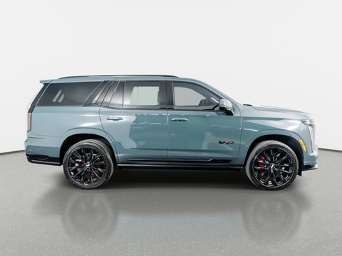 Used 2026 Cadillac Escalade V w/ LPO, ONYX Package image 5