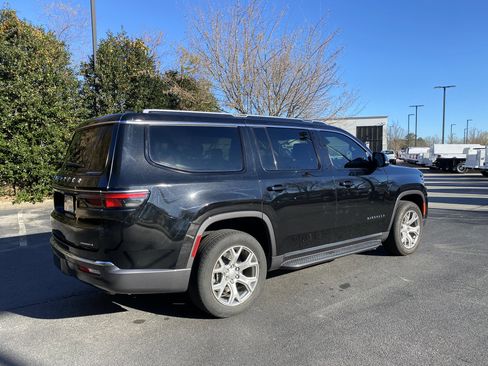 Used 2022 Jeep Wagoneer Series II image 9