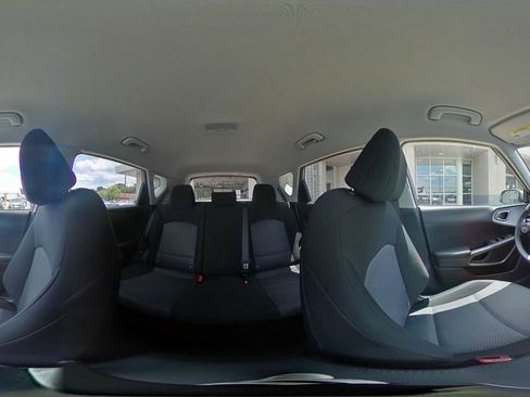 Used 2025 Kia Soul LX w/ LX Technology Package FWD image 40