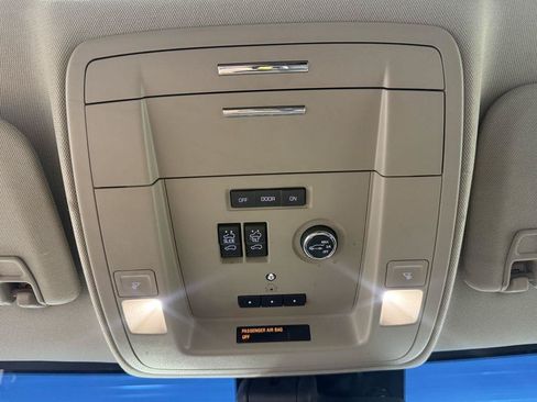 Used 2018 GMC Yukon XL Denali w/ Open Road Package AWD/4WD image 25