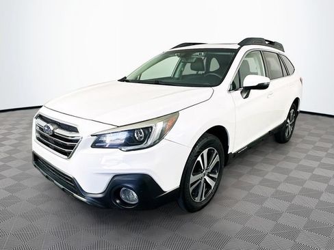 Used 2019 Subaru Outback 2.5i Limited AWD/4WD image 6