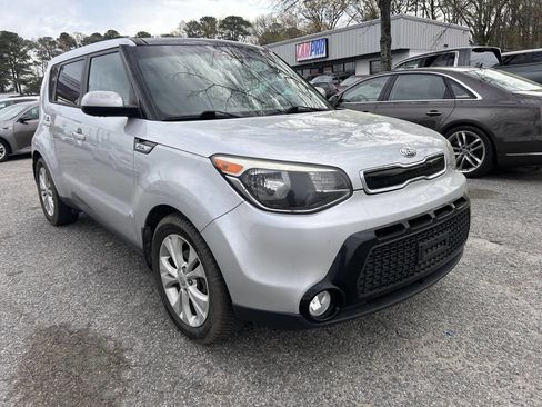 Used 2016 Kia Soul + w/ Primo Package image 1