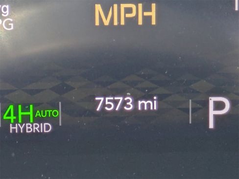 Used 2024 Jeep Wrangler Unlimited Sahara w/ Technology Group image 34