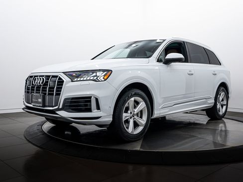 Certified 2023 Audi Q7 3.0T Premium w/ Convenience Package AWD/4WD image 7