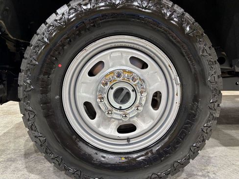 Used 2018 Ford F250 XL w/ Power Equipment Group AWD/4WD image 26