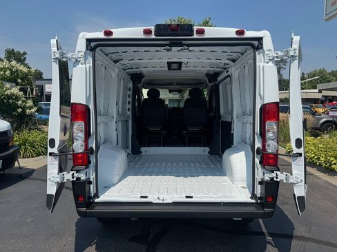 Used 2023 RAM ProMaster 1500 w/ Convenience Group FWD image 10