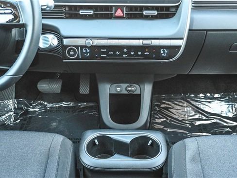 Certified 2024 Hyundai Ioniq 5 SE image 16