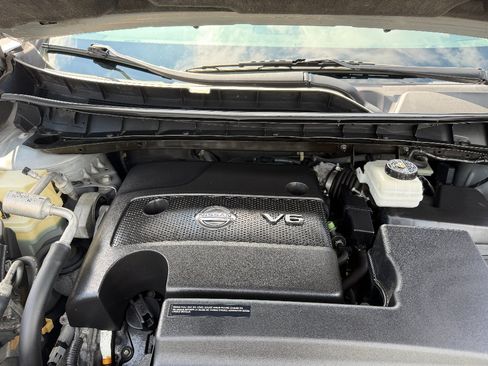 Used 2017 Nissan Murano SV AWD/4WD image 37