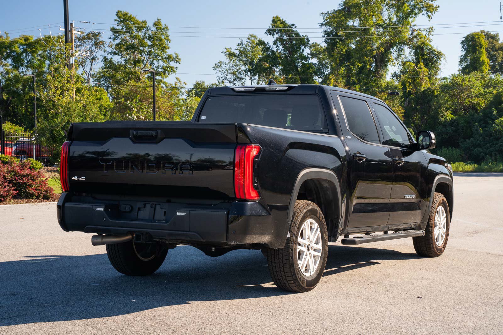 Used 2023 Toyota Tundra SR5 w/ SR5 Premium Package AWD/4WD image 7