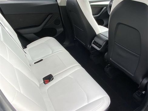 Used 2023 Tesla Model Y Long Range image 16