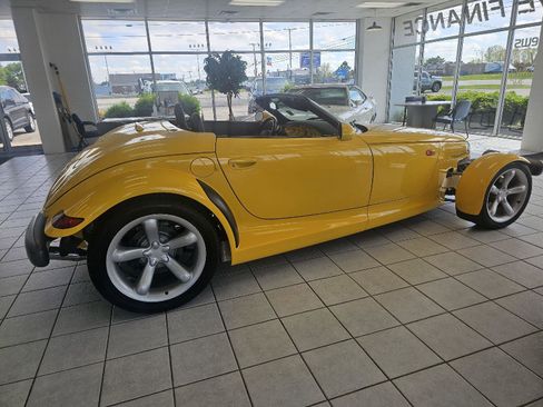 Used 1999 Plymouth Prowler RWD image 6