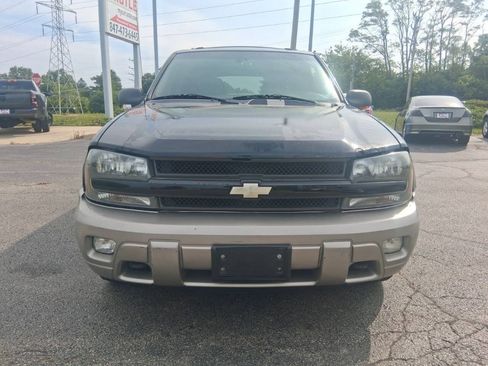 Used 2002 Chevrolet TrailBlazer LTZ AWD/4WD image 2