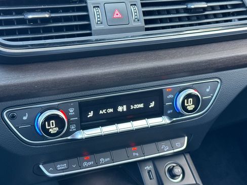 Used 2022 Audi Q5 2.0T Premium image 20