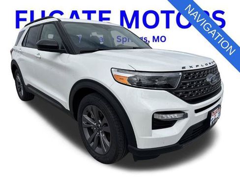 Certified 2023 Ford Explorer XLT w/ Equipment Group 202A AWD/4WD image 11