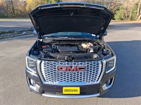 Used 2022 GMC Yukon Denali w/ Max Trailering Package image 17