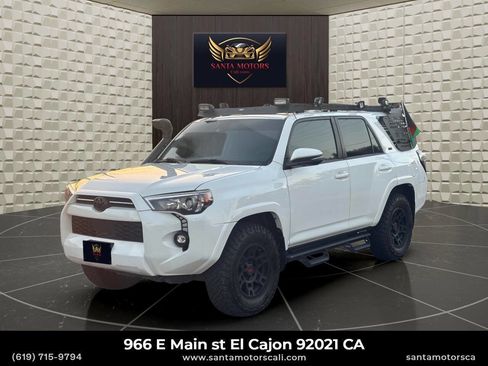 Used 2021 Toyota 4Runner SR5 Premium w/ Moonroof Package AWD/4WD image 1